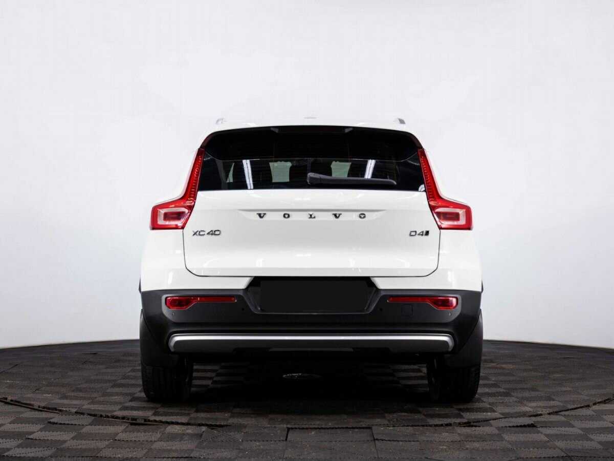 Volvo XC40 с пробегом — 2018 год. Фото: #4