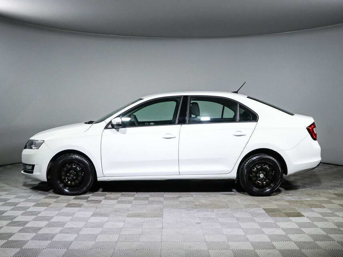 Skoda Rapid с пробегом — 2019 год. Фото: #7