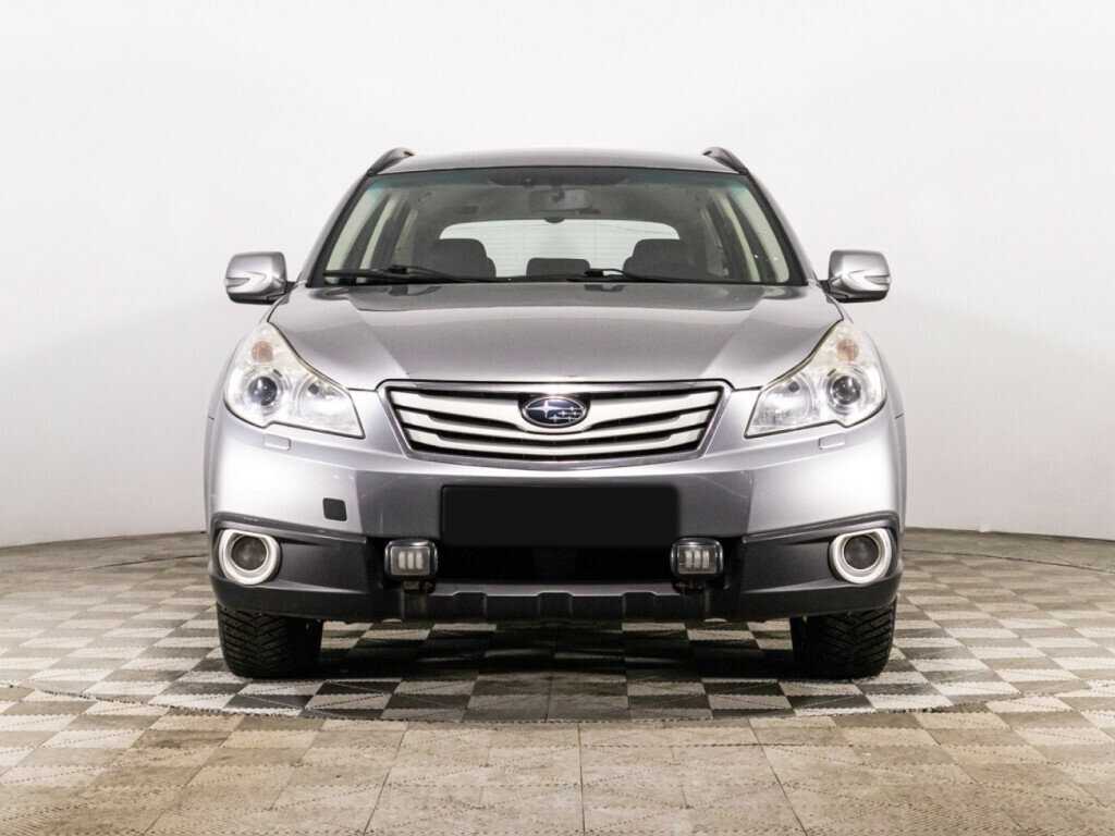 Subaru Outback с пробегом — 2011 год. Фото: #1