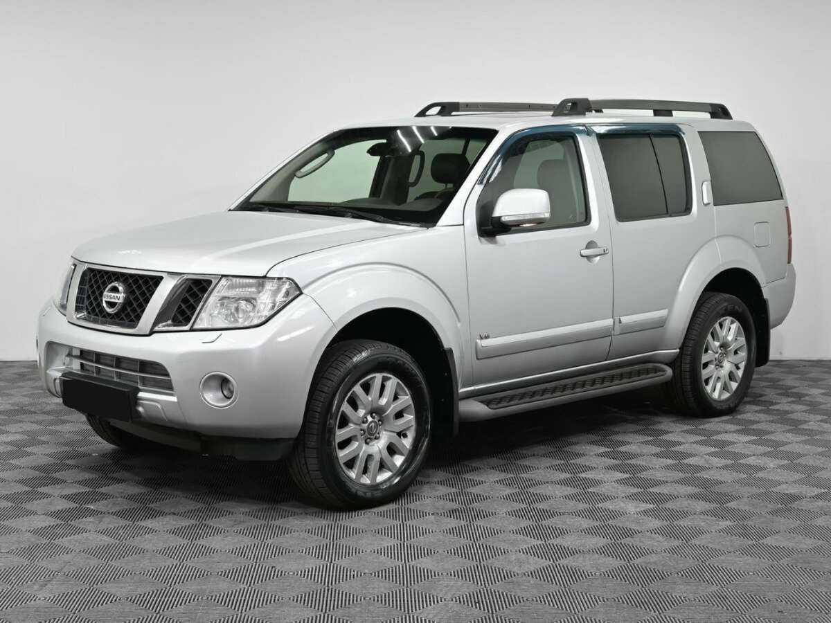 Nissan Pathfinder с пробегом — 2012 год. Фото: #0