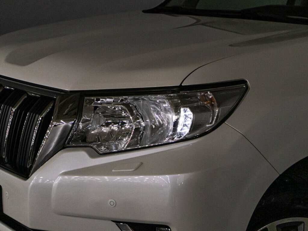 Toyota Land Cruiser Prado с пробегом — 2019 год. Фото: #23