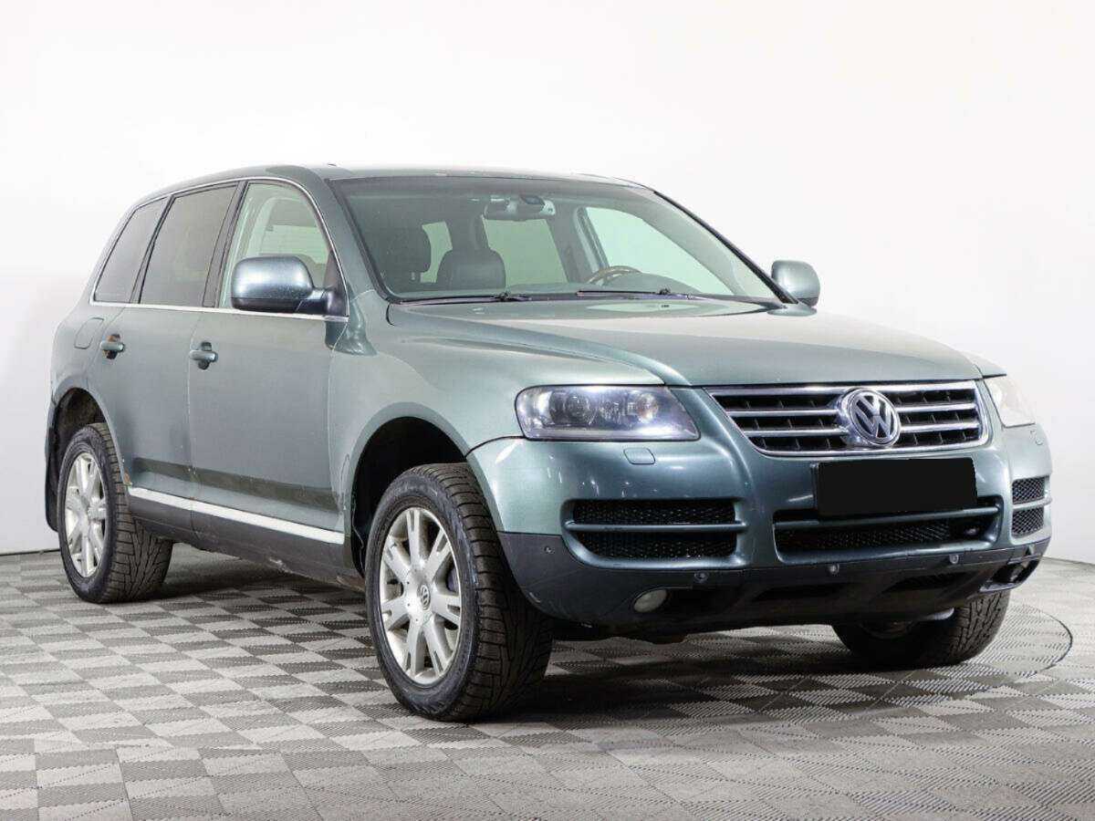 Volkswagen Touareg с пробегом — 2006 год. Фото: #2