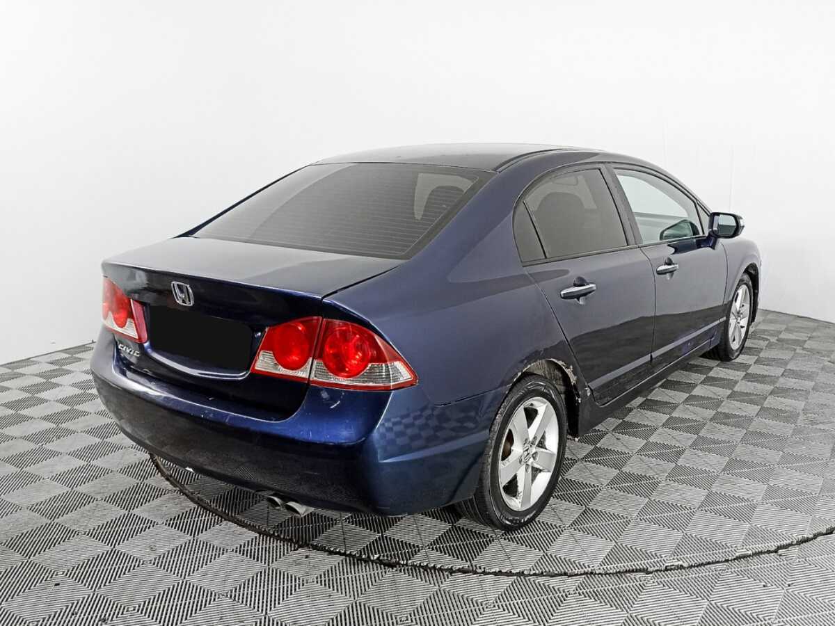 Honda Civic с пробегом — 2007 год. Фото: #4