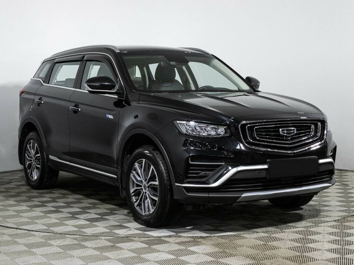 Geely Atlas Pro с пробегом — 2022 год. Фото: #2