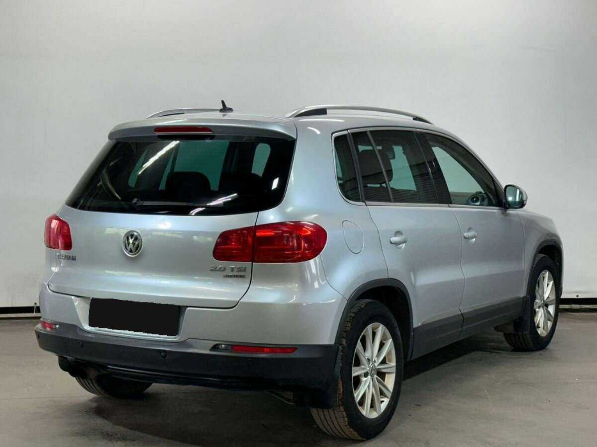 Volkswagen Tiguan с пробегом — 2011 год. Фото: #4
