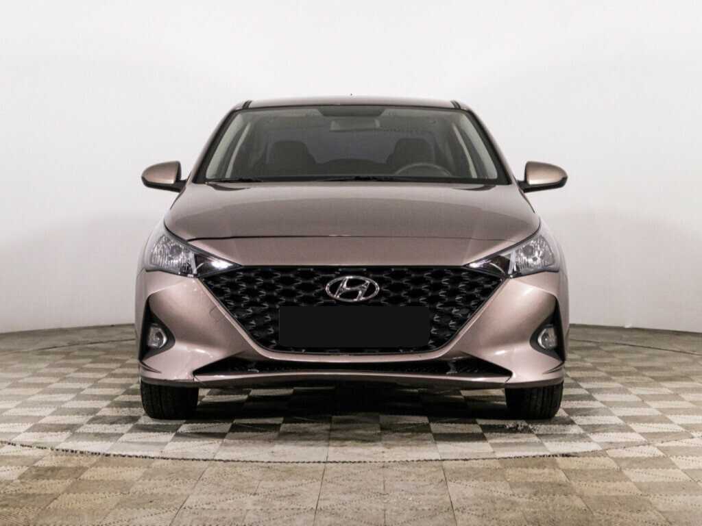 Hyundai Solaris с пробегом — 2020 год. Фото: #1