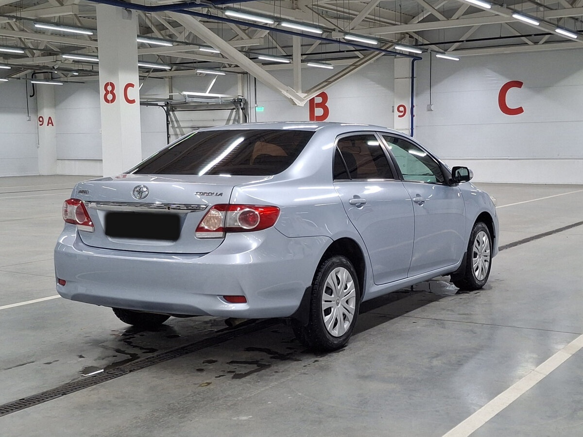 Toyota Corolla с пробегом — 2011 год. Фото: #4