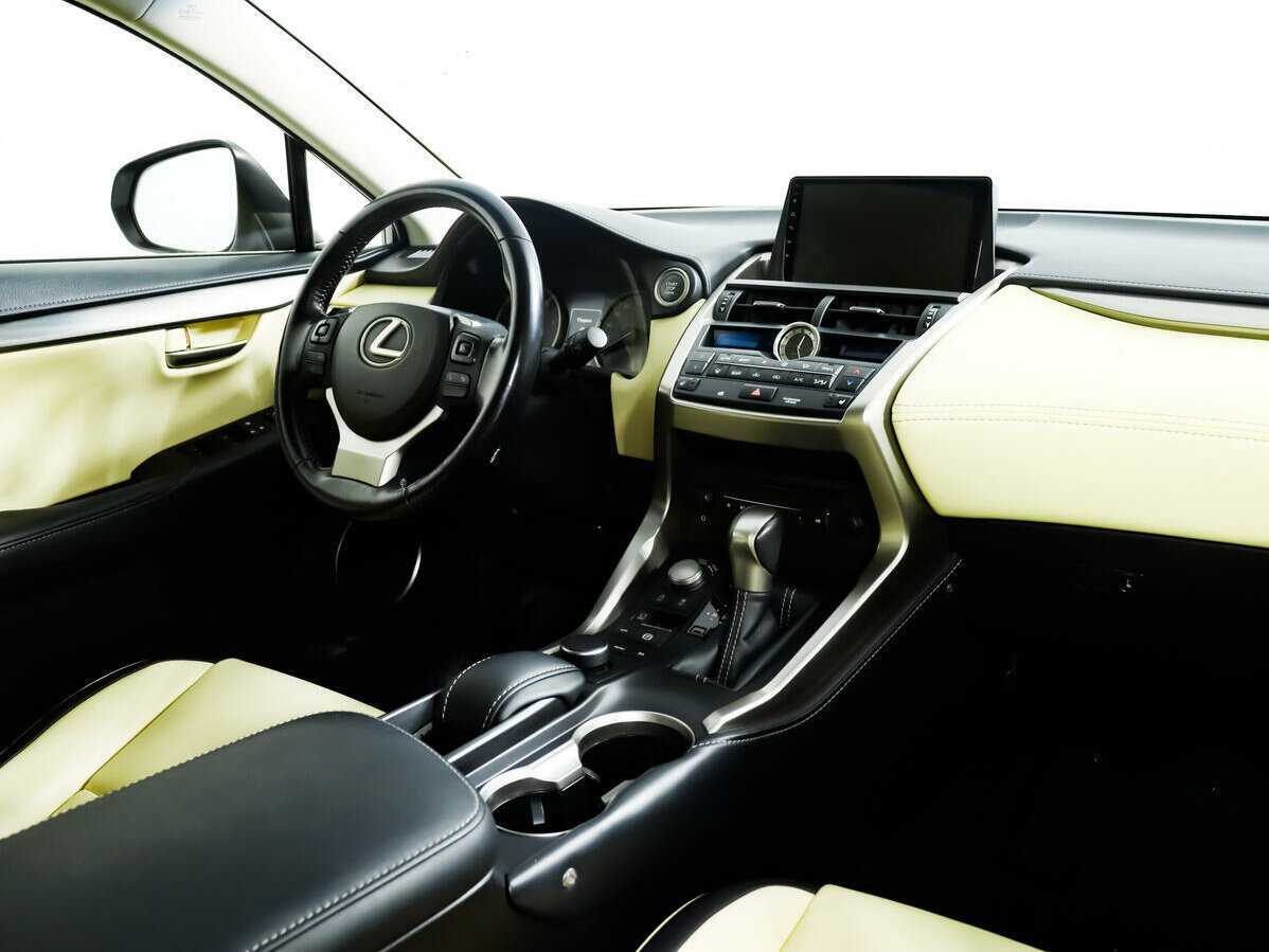 Lexus NX с пробегом — 2015 год. Фото: #8
