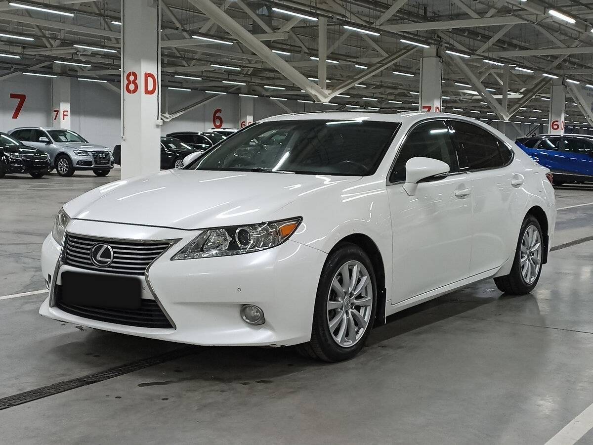 Lexus ES с пробегом — 2013 год. Посмотреть фото