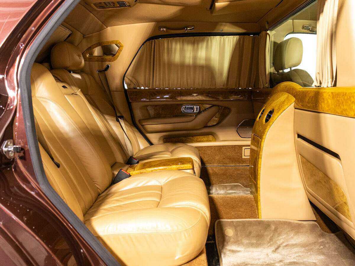 Bentley Arnage с пробегом — 2003 год. Фото: #9