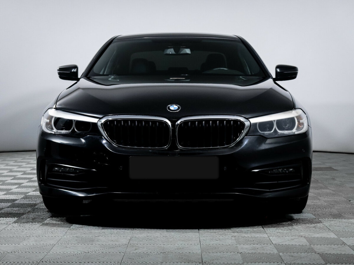BMW 5 серии с пробегом — 2019 год. Фото: #1
