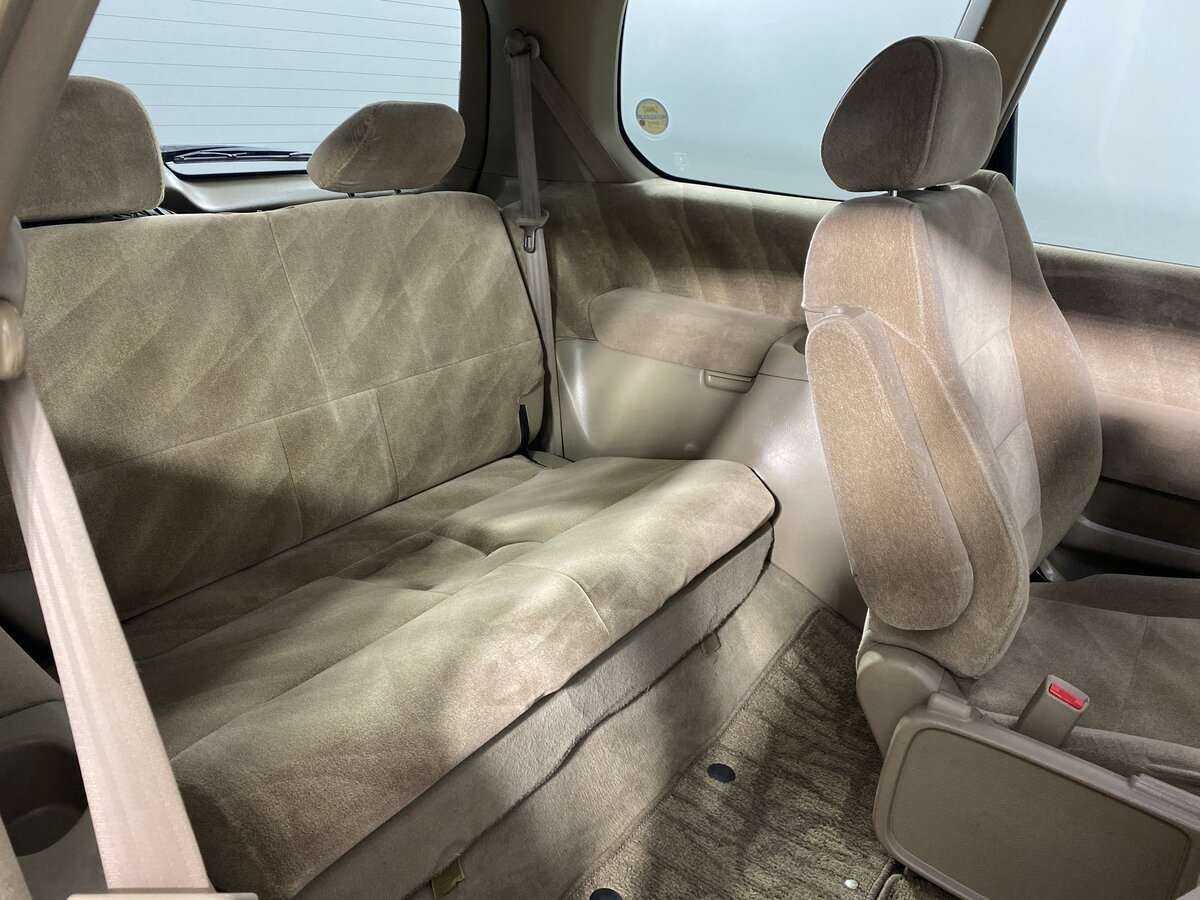 Honda Odyssey с пробегом — 2002 год. Фото: #10