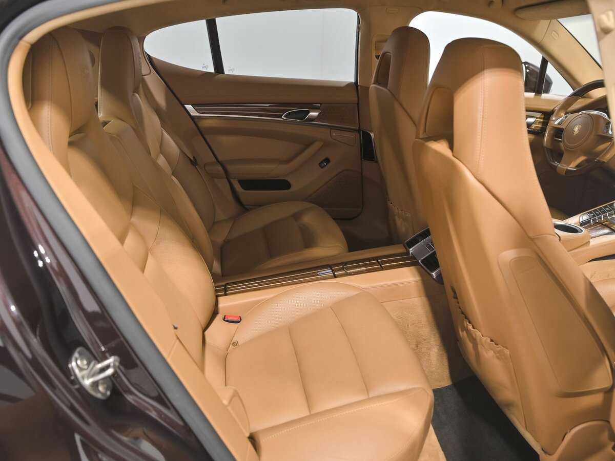 Porsche Panamera с пробегом — 2014 год. Фото: #17