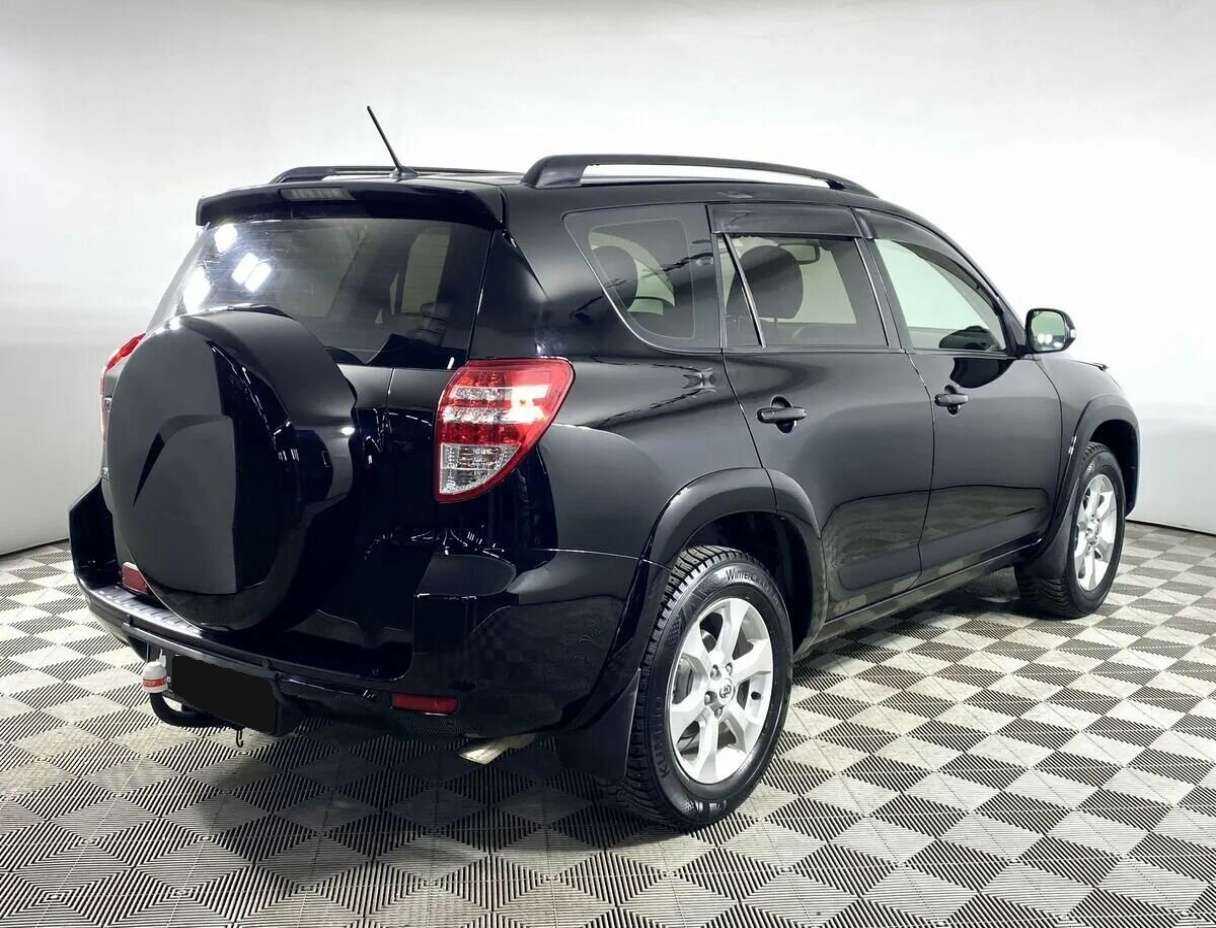 Toyota RAV4 с пробегом — 2008 год. Фото: #3