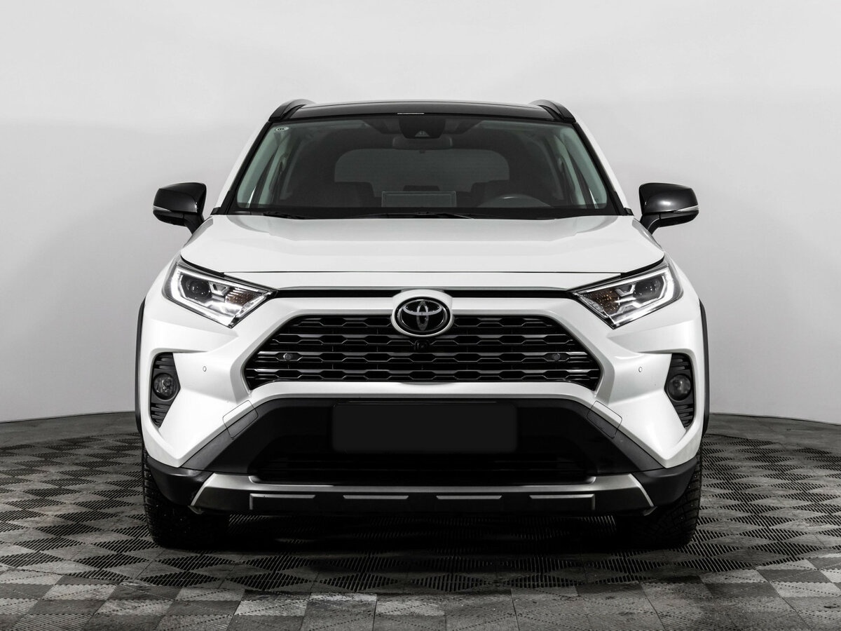 Toyota RAV4 с пробегом — 2022 год. Фото: #2