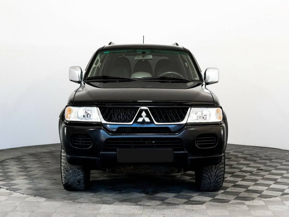 Mitsubishi Pajero Sport с пробегом — 2007 год. Фото: #1