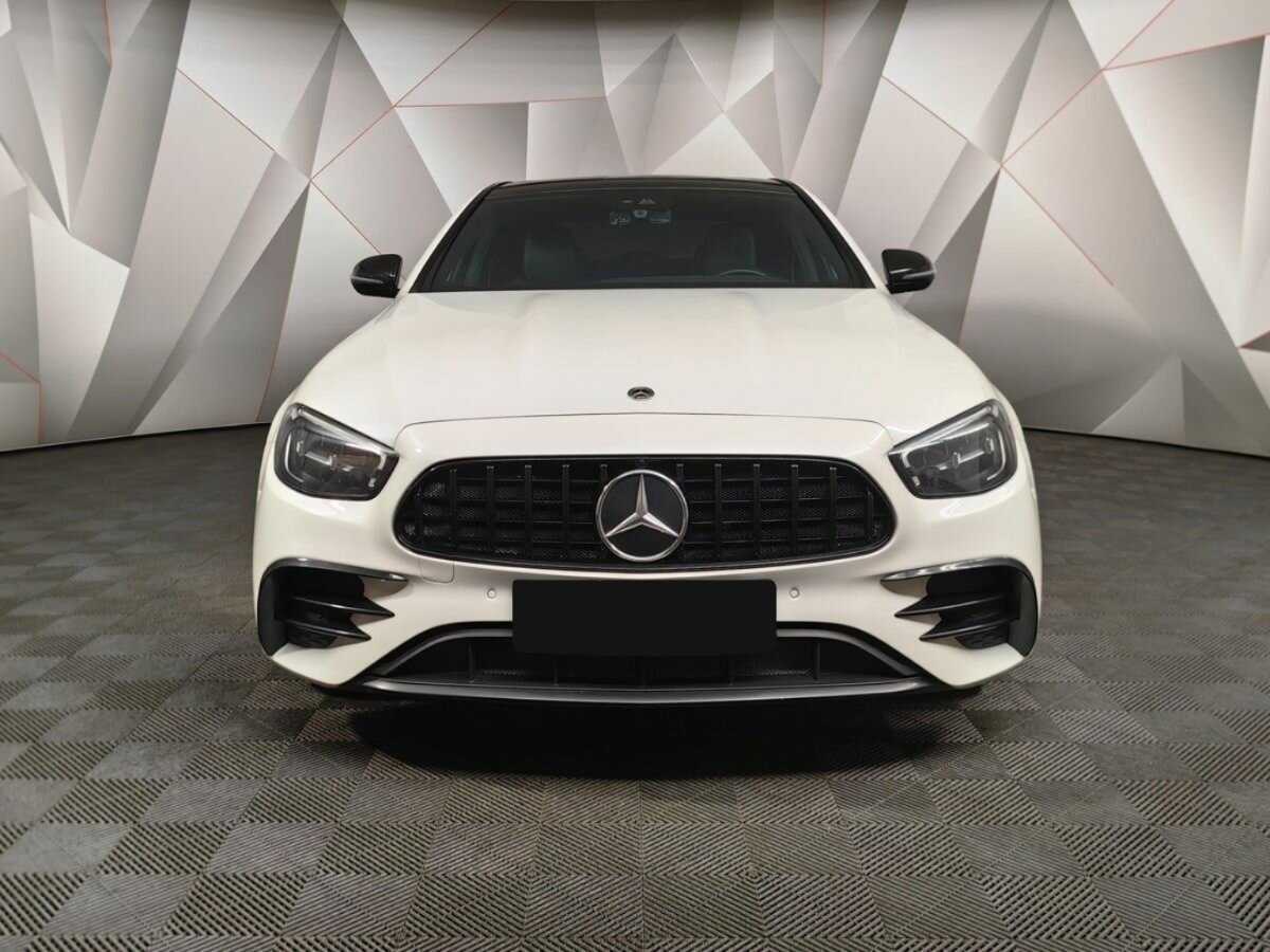 Mercedes-Benz E-Класс с пробегом — 2021 год. Фото: #6