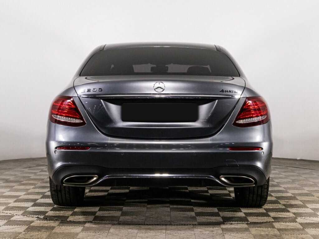 Mercedes-Benz E-Класс с пробегом — 2019 год. Фото: #4