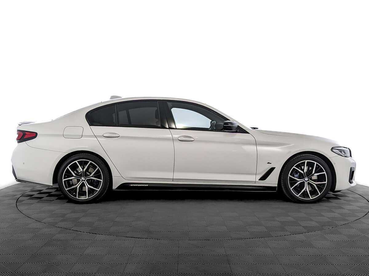BMW 5 серии с пробегом — 2020 год. Фото: #3