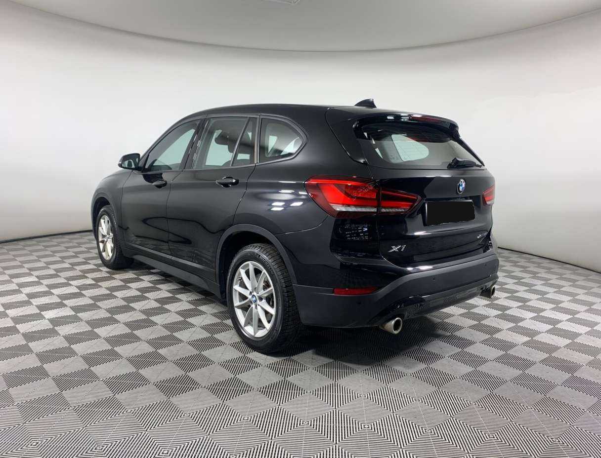 BMW X1 с пробегом — 2020 год. Фото: #6