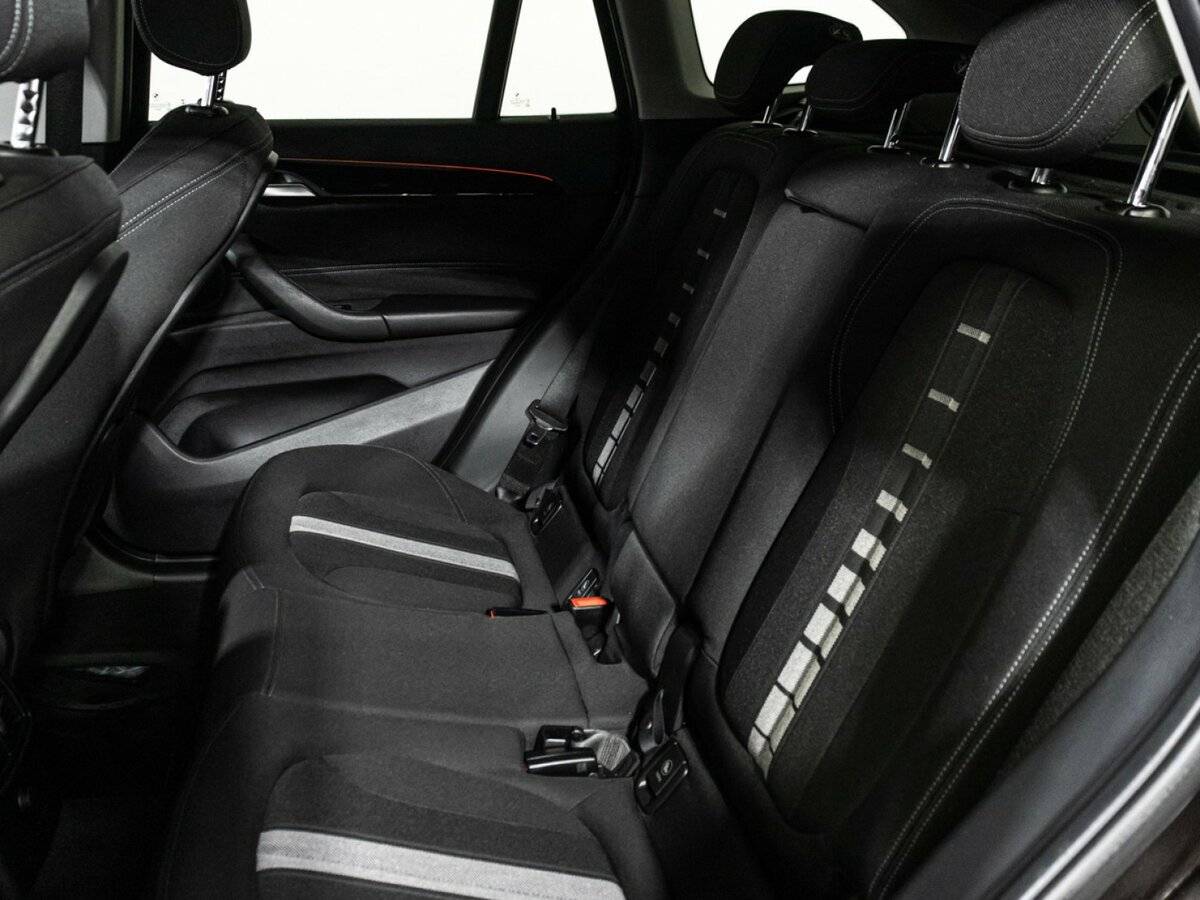 BMW X1 с пробегом — 2016 год. Фото: #9