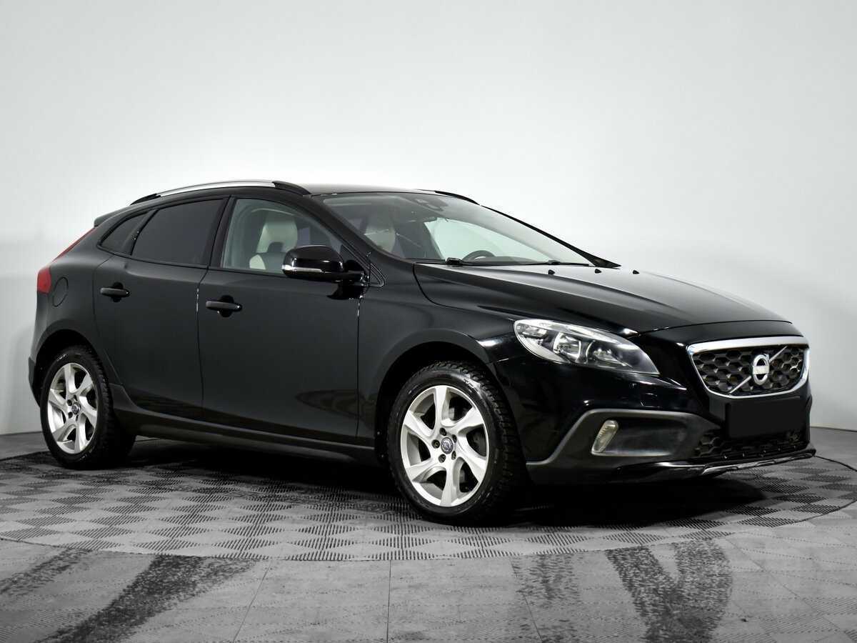 Volvo V40 с пробегом — 2014 год. Фото: #2