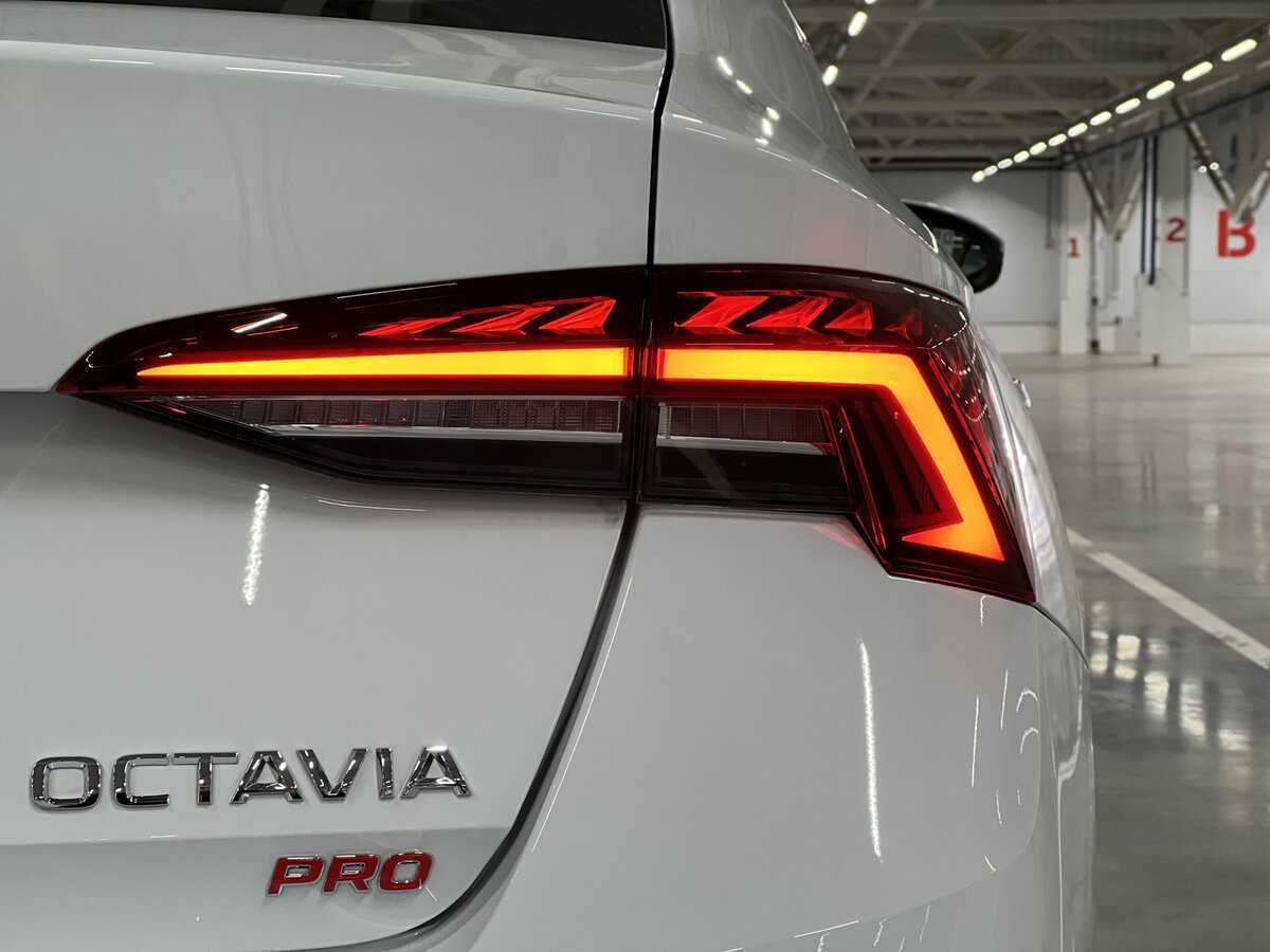 Skoda Octavia с пробегом — 2024 год. Фото: #8