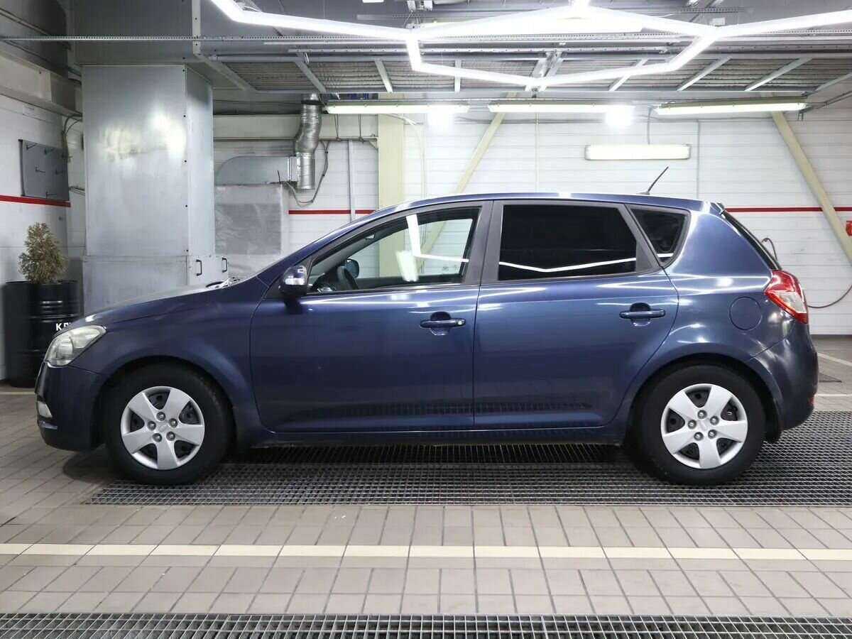 Kia Ceed с пробегом — 2010 год. Фото: #4