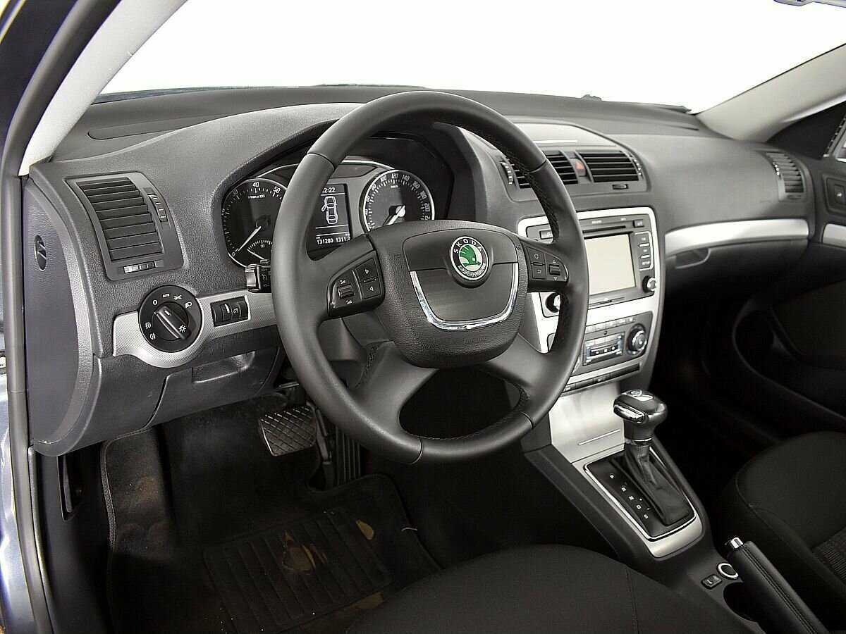 Skoda Octavia с пробегом — 2013 год. Фото: #6