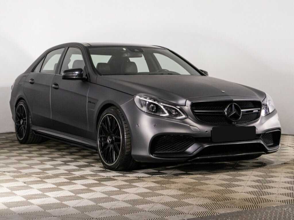 Mercedes-Benz E-Класс AMG с пробегом — 2014 год. Фото: #2