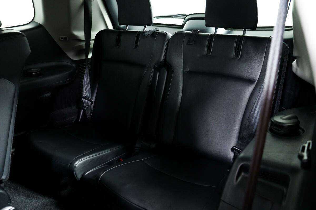 Toyota Highlander с пробегом — 2012 год. Фото: #12