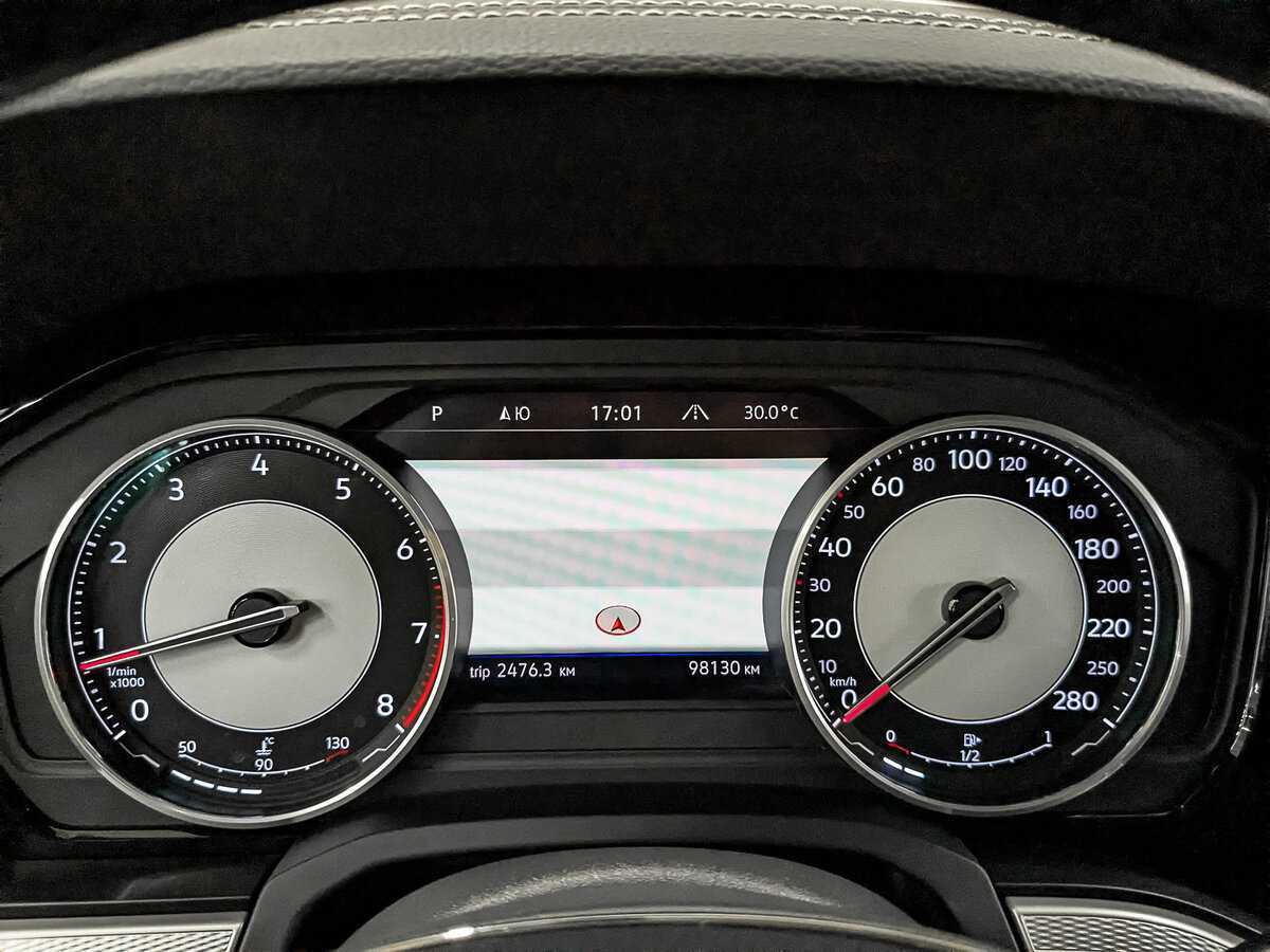 Volkswagen Touareg с пробегом — 2019 год. Фото: #15