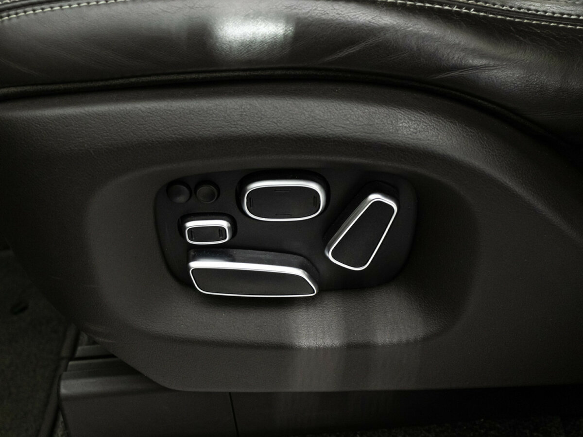Land Rover Range Rover с пробегом — 2015 год. Фото: #14