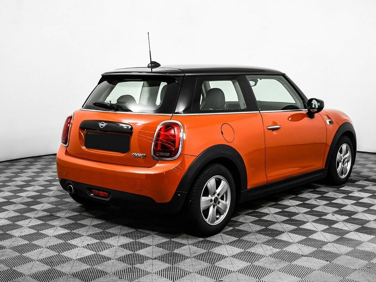 Mini Hatch с пробегом — 2020 год. Фото: #4