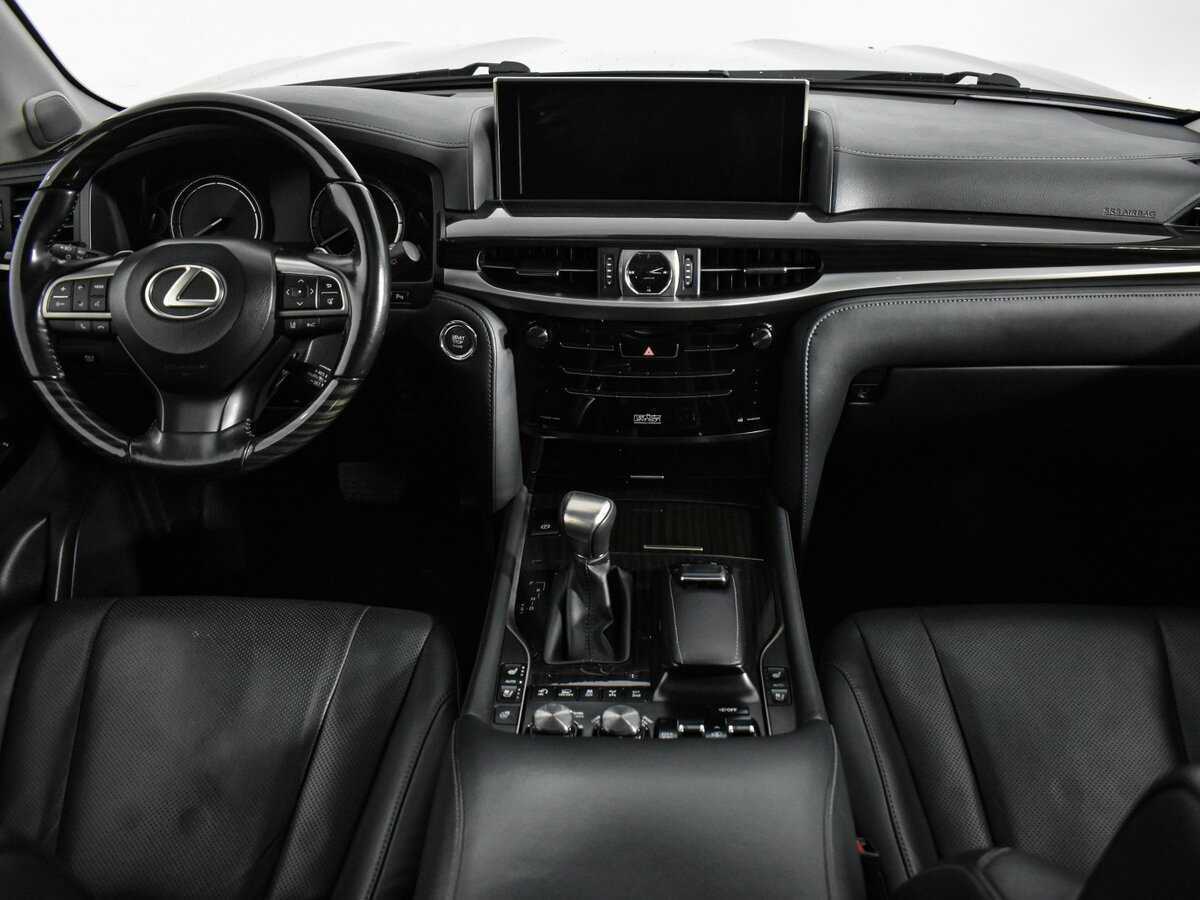 Lexus LX с пробегом — 2018 год. Фото: #16
