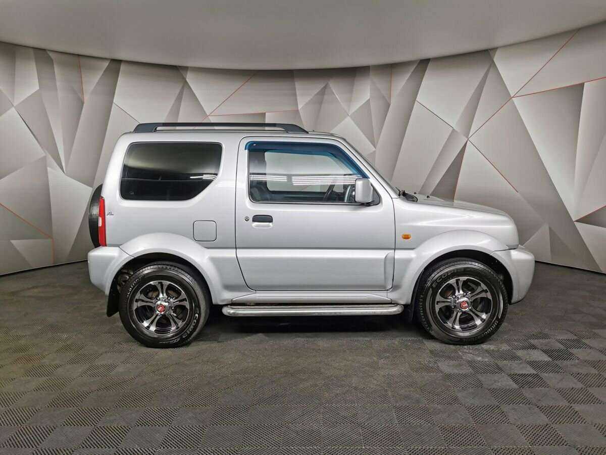 Suzuki Jimny с пробегом — 2011 год. Фото: #5