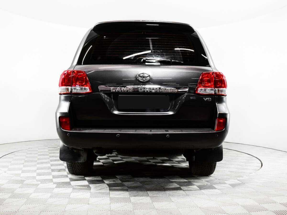 Toyota Land Cruiser с пробегом — 2010 год. Фото: #4