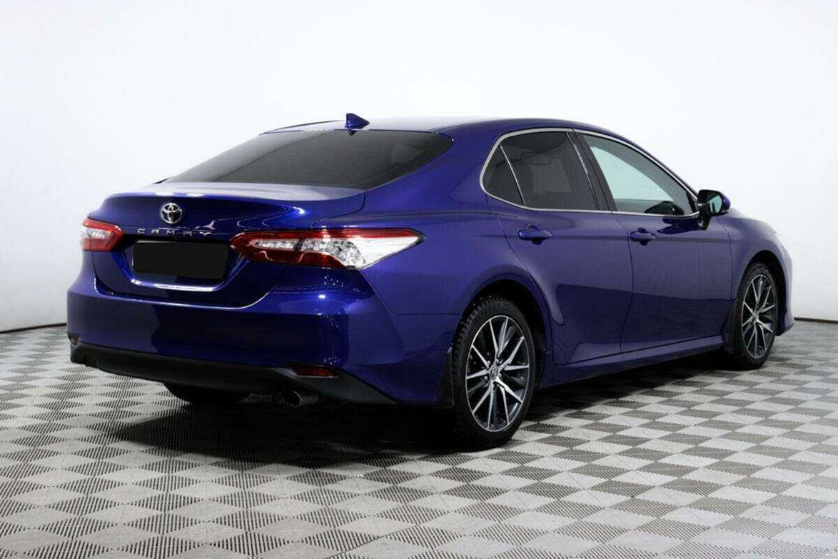 Toyota Camry с пробегом — 2021 год. Фото: #4