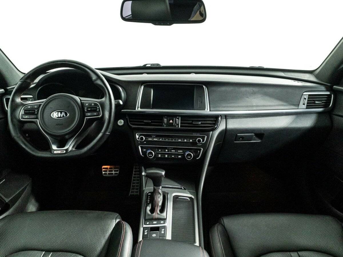 Kia Optima с пробегом — 2016 год. Фото: #12
