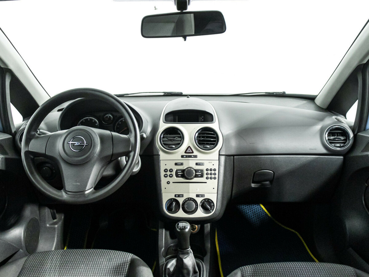 Opel Corsa с пробегом — 2007 год. Фото: #11