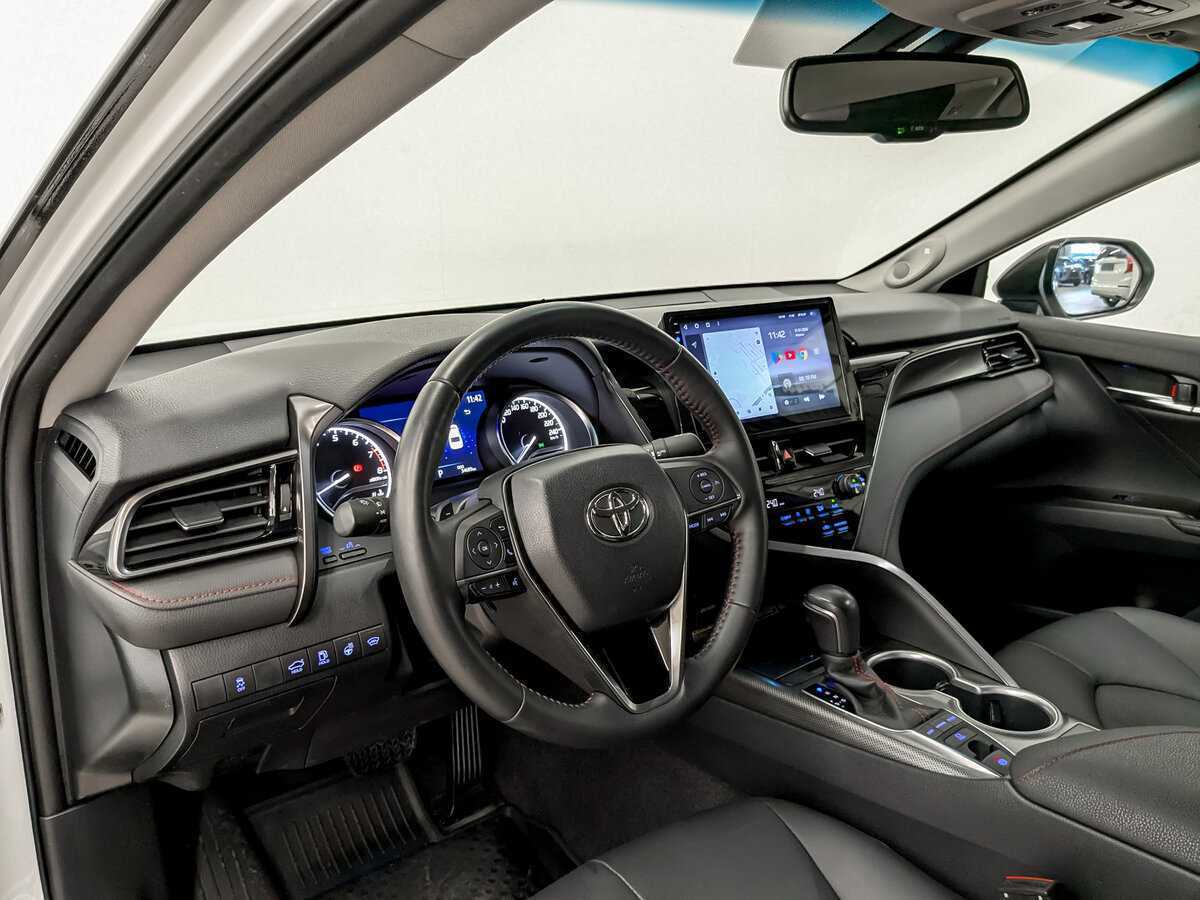 Toyota Camry с пробегом — 2022 год. Фото: #15