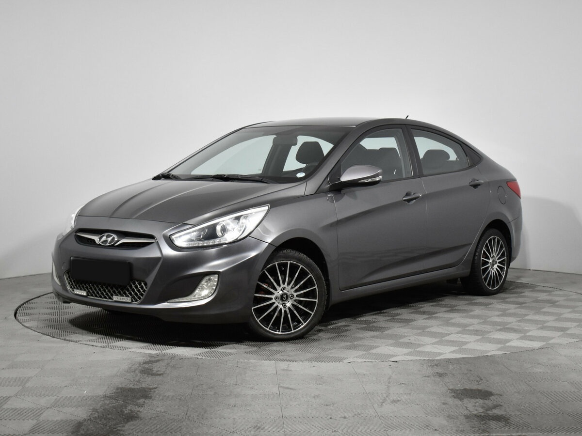 Hyundai Solaris с пробегом — 2013 год. Посмотреть фото