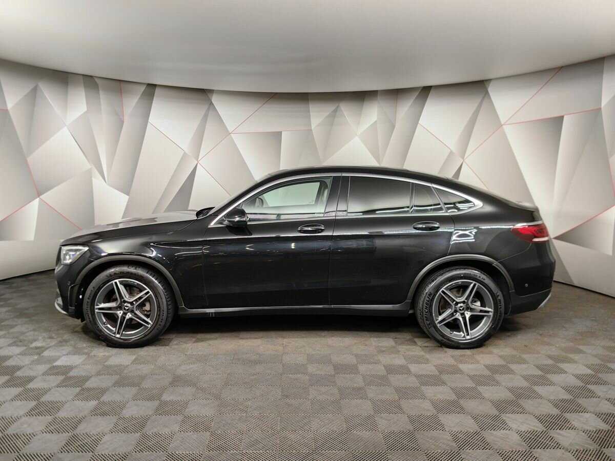 Mercedes-Benz GLC Coupe с пробегом — 2020 год. Фото: #4