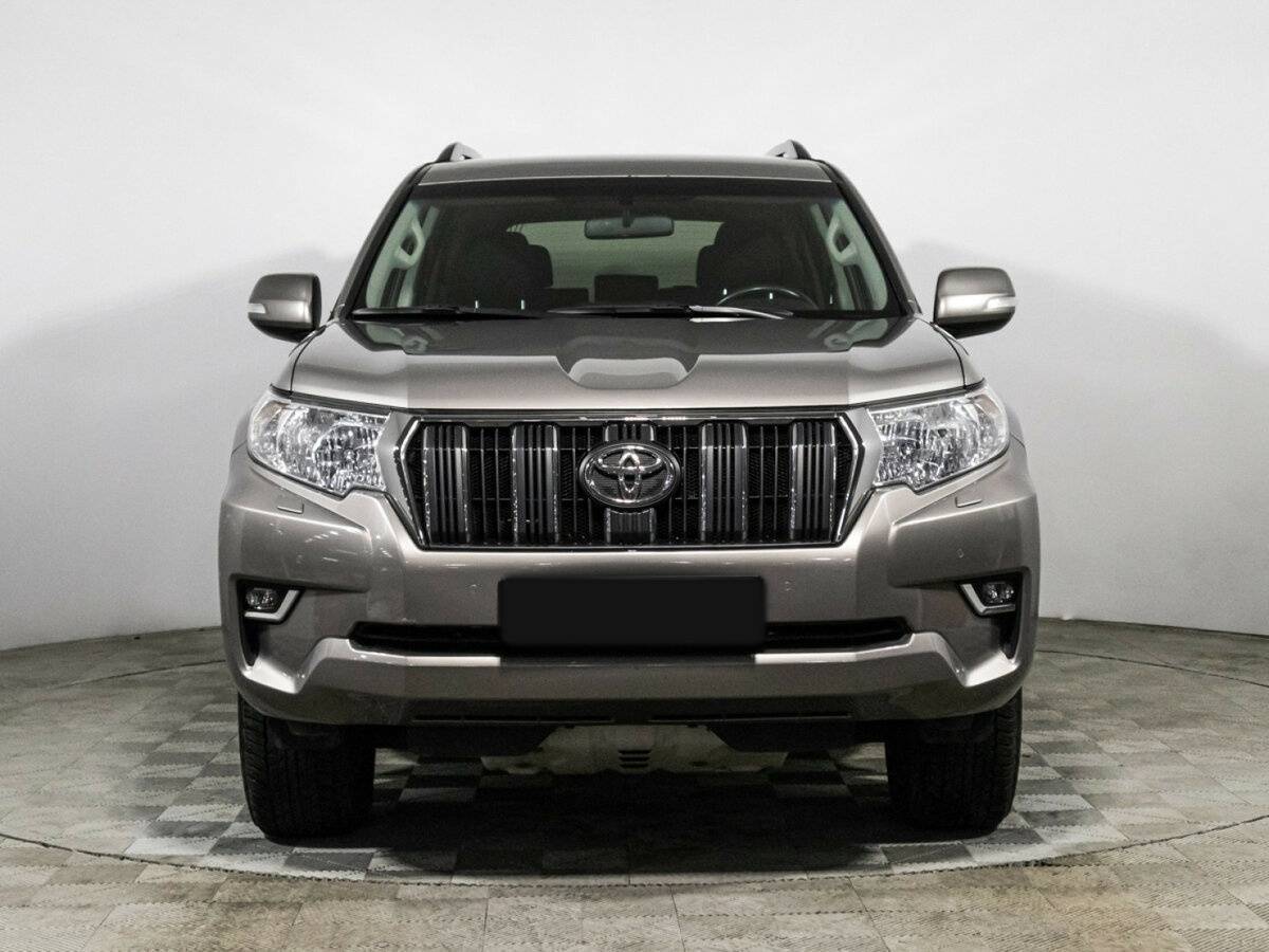 Toyota Land Cruiser Prado с пробегом — 2020 год. Фото: #1