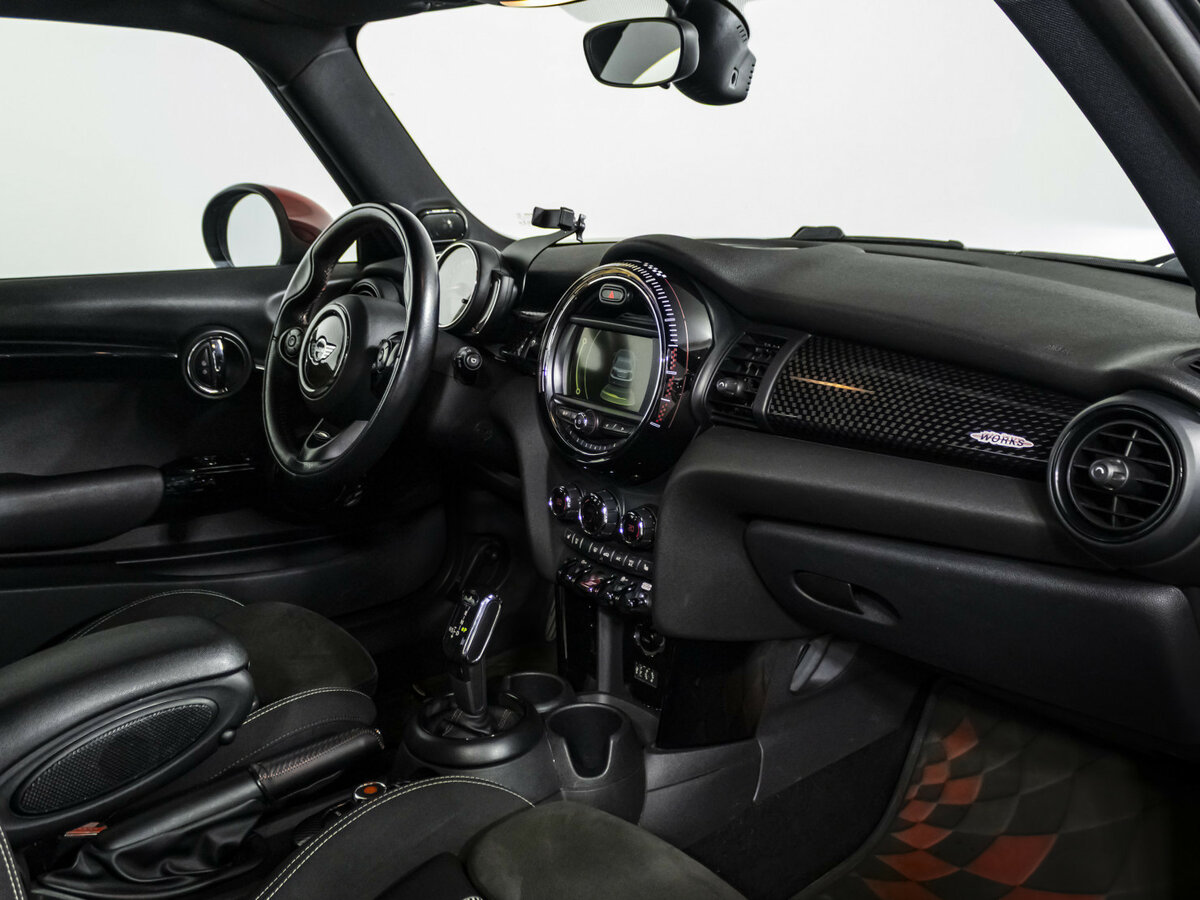 Mini Hatch с пробегом — 2018 год. Фото: #7