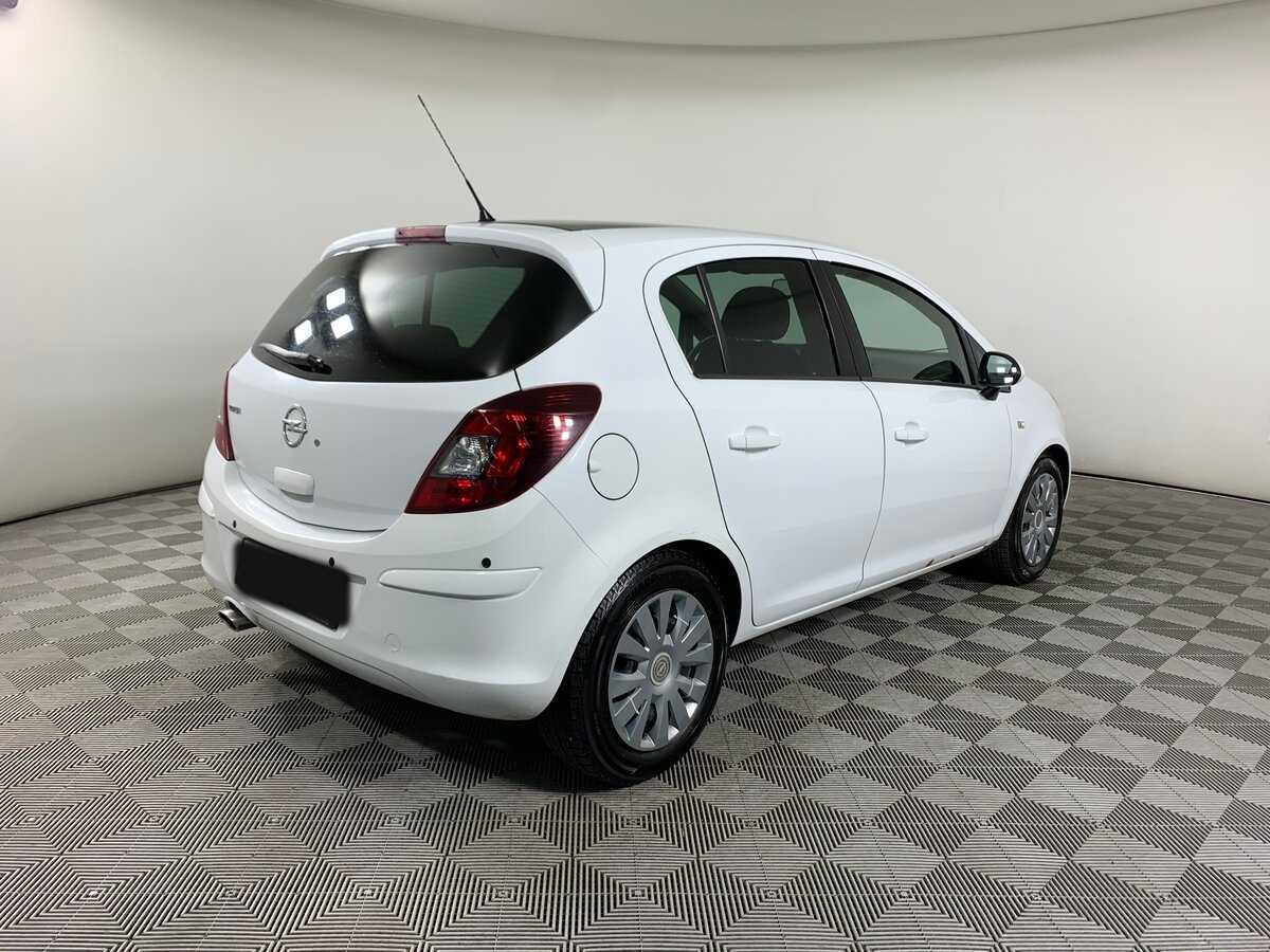 Opel Corsa с пробегом — 2011 год. Фото: #4