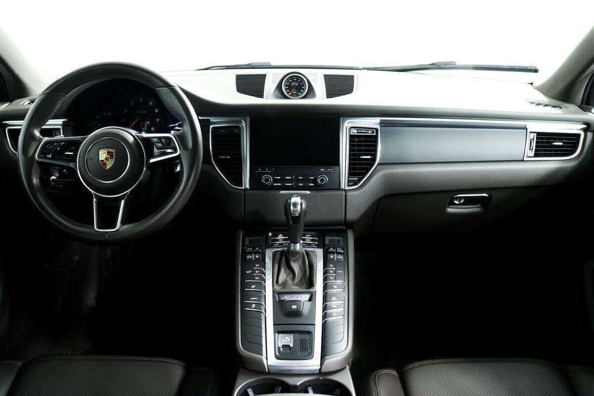 Porsche Macan с пробегом — 2017 год. Фото: #10