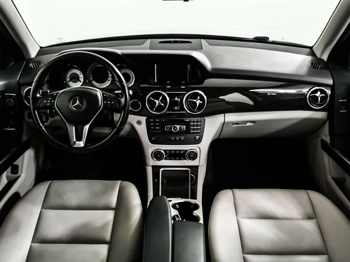 Mercedes-Benz GLK-Класс с пробегом — 2015 год. Фото: #10