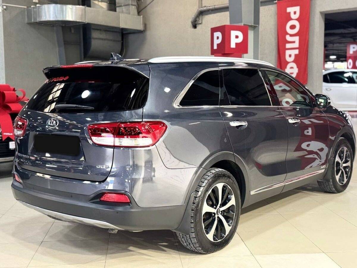 Kia Sorento с пробегом — 2015 год. Фото: #3