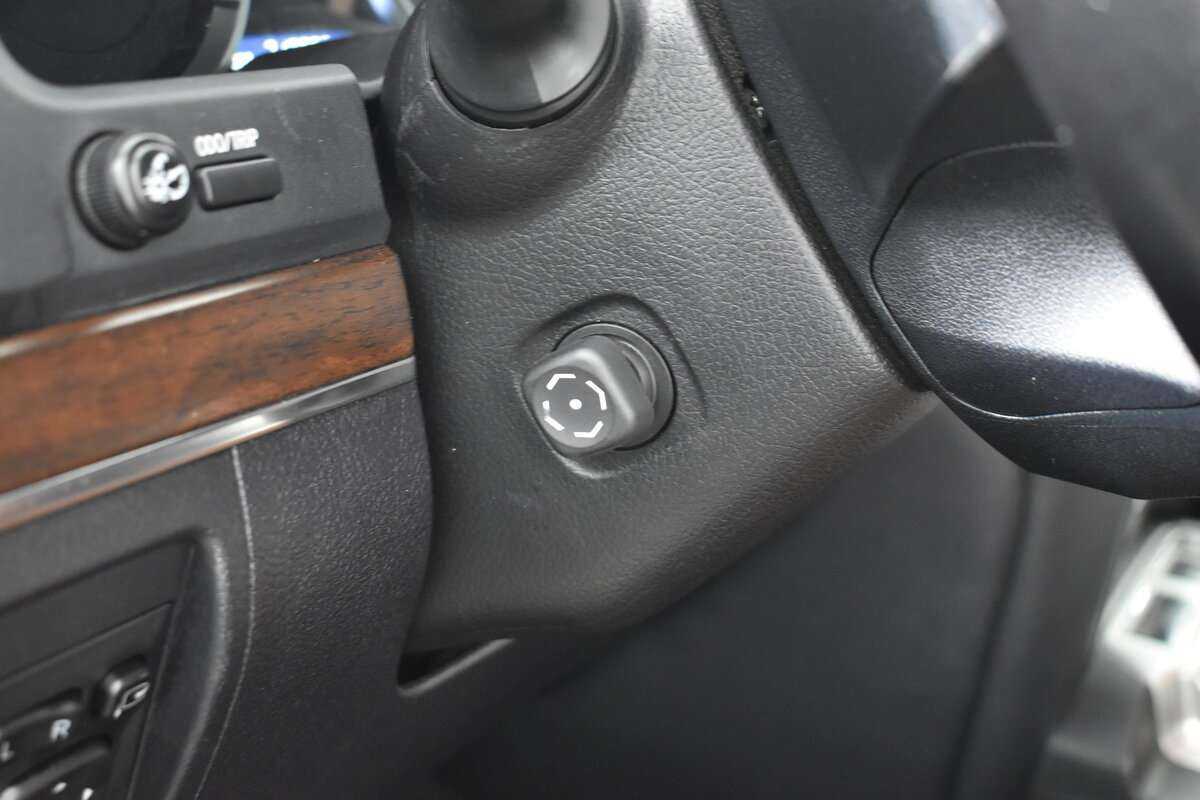 Toyota Land Cruiser с пробегом — 2016 год. Фото: #11